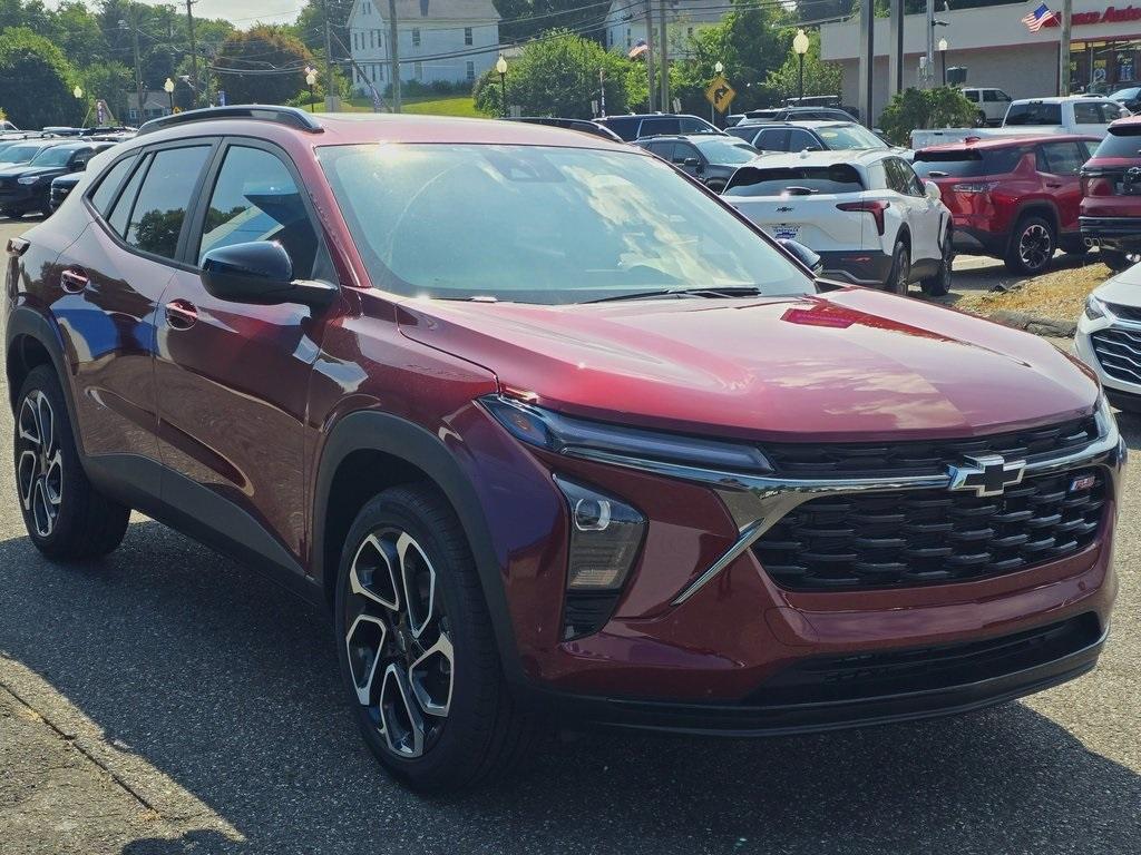 new 2025 Chevrolet Trax car, priced at $27,640