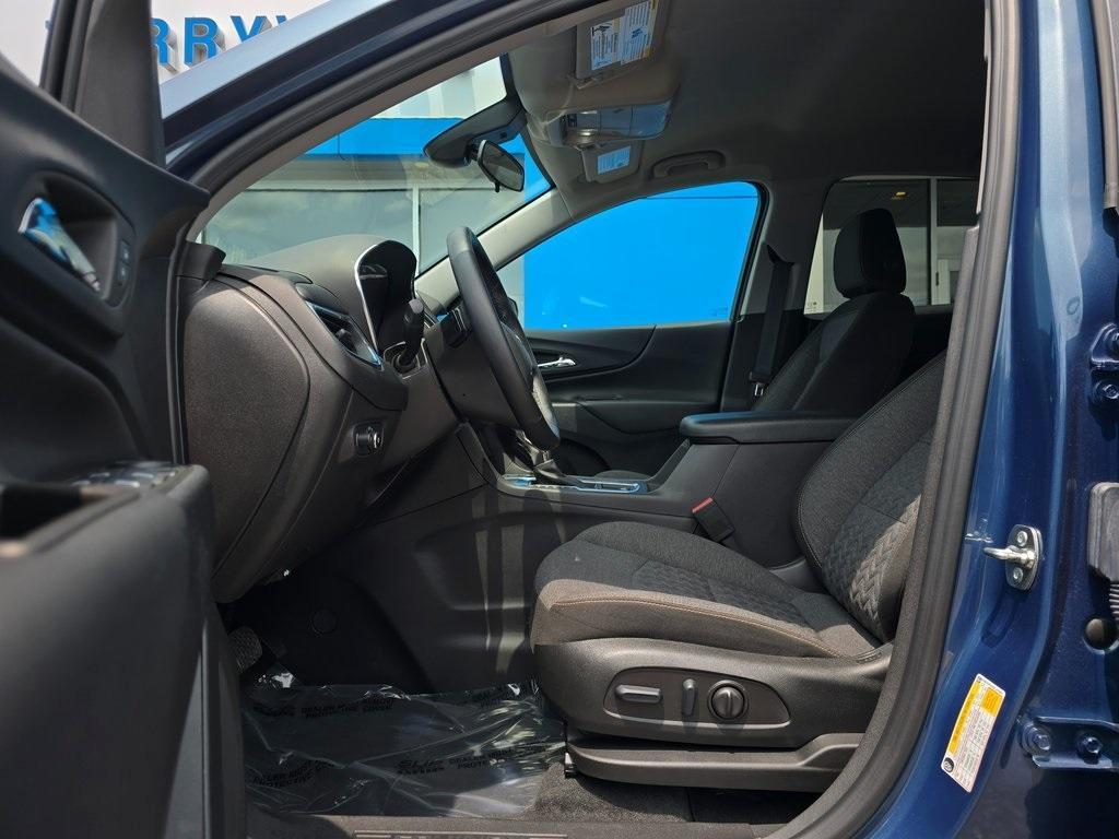 used 2024 Chevrolet Equinox car, priced at $26,399