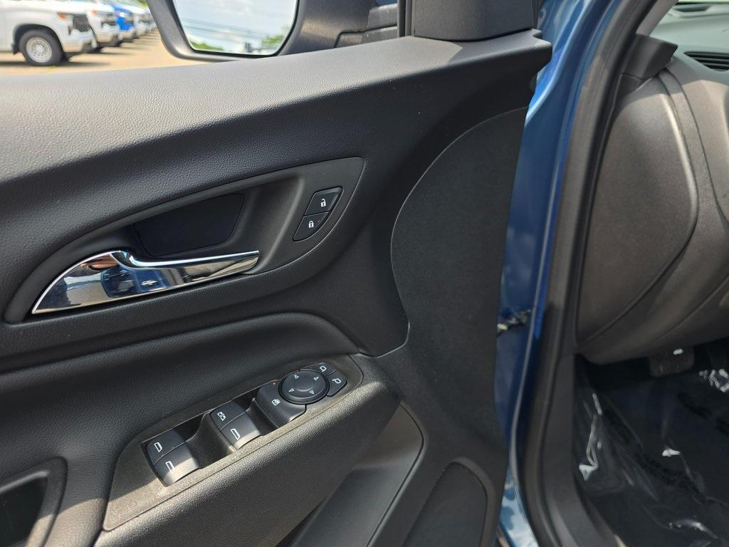 used 2024 Chevrolet Equinox car, priced at $26,399