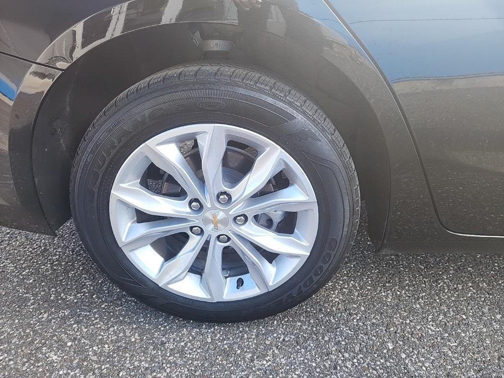 used 2024 Chevrolet Malibu car, priced at $19,450