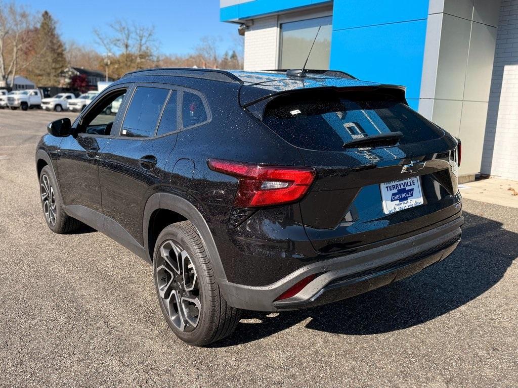 used 2024 Chevrolet Trax car, priced at $23,170