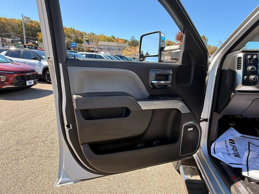used 2015 Chevrolet Silverado 2500 car, priced at $32,997