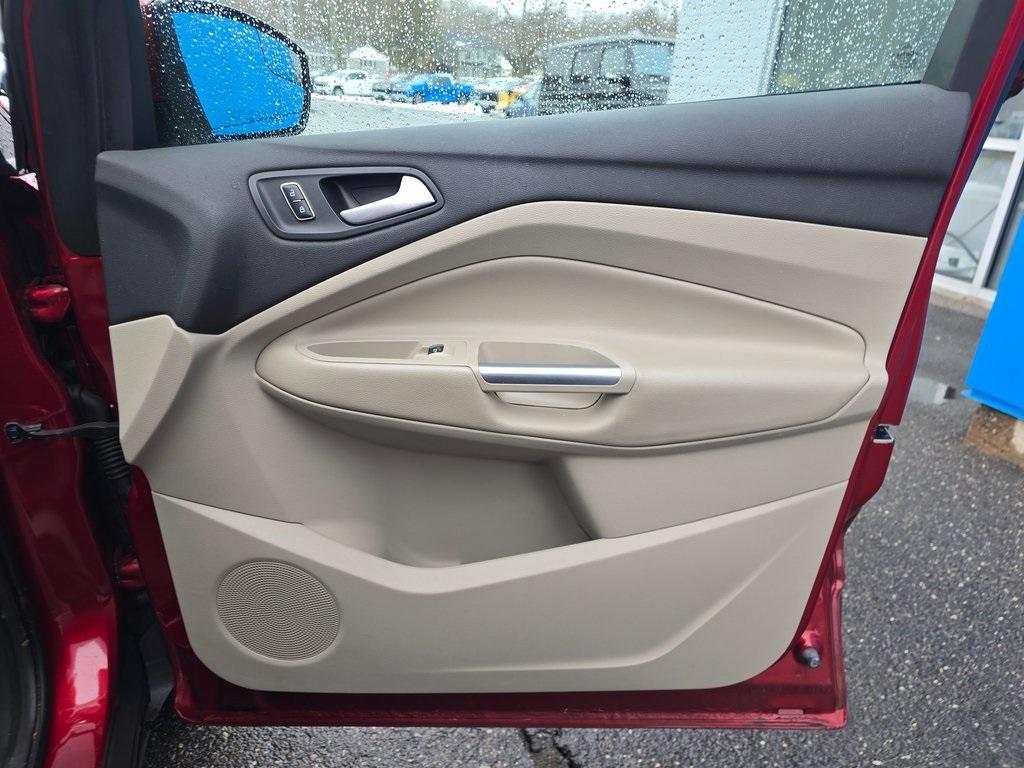 used 2015 Ford Escape car, priced at $9,807