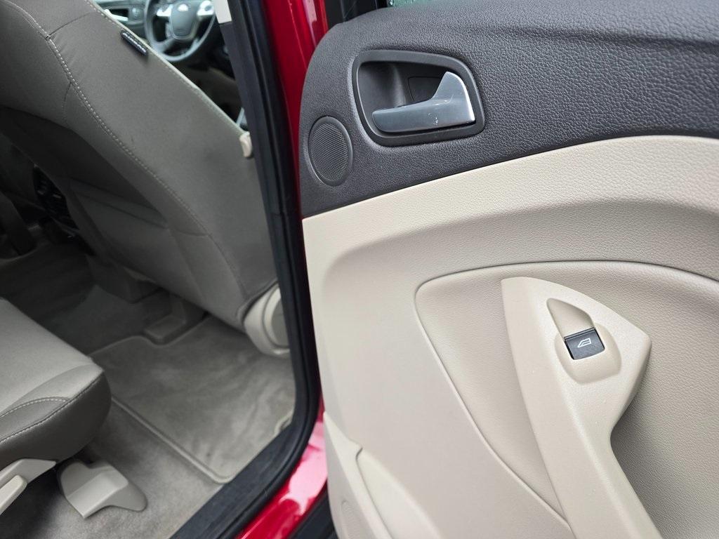 used 2015 Ford Escape car, priced at $9,807