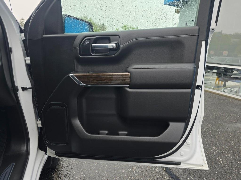 used 2022 GMC Sierra 1500 Limited car, priced at $37,687