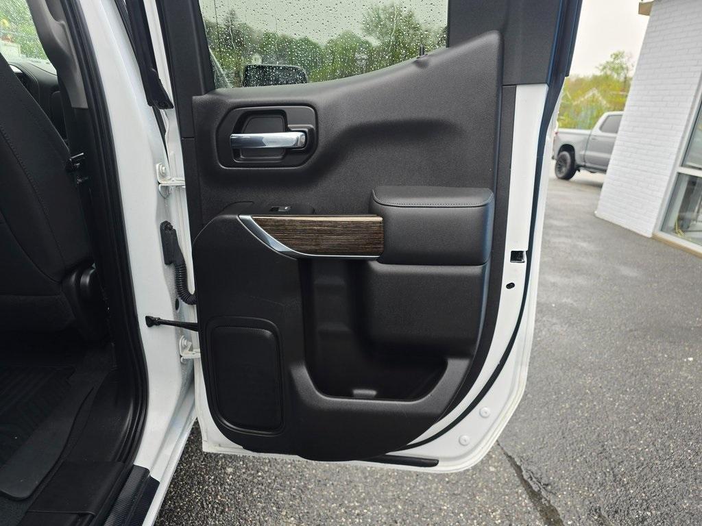 used 2022 GMC Sierra 1500 Limited car, priced at $37,687