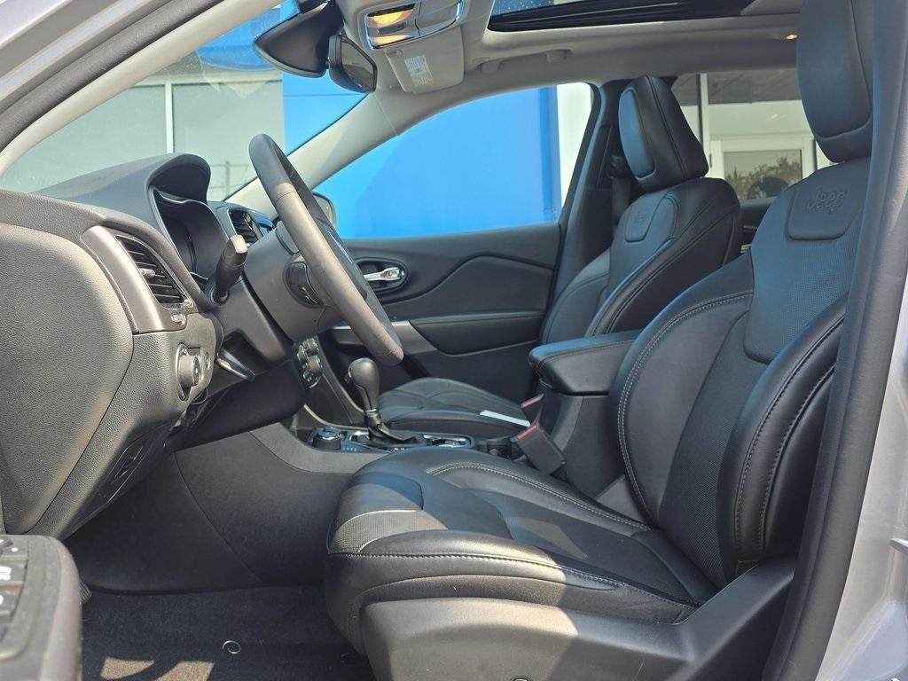 used 2022 Jeep Cherokee car, priced at $27,590
