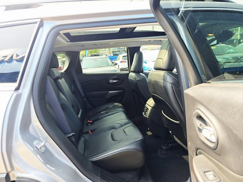 used 2022 Jeep Cherokee car, priced at $27,590
