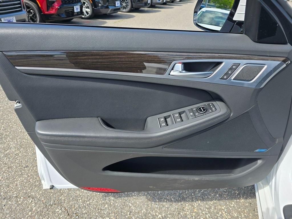 used 2020 Genesis G80 car, priced at $30,299