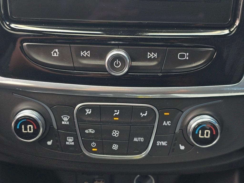 used 2022 Chevrolet Traverse car, priced at $36,963