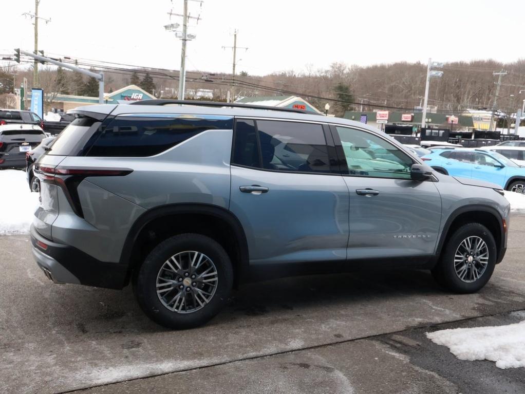 new 2025 Chevrolet Traverse car, priced at $42,055