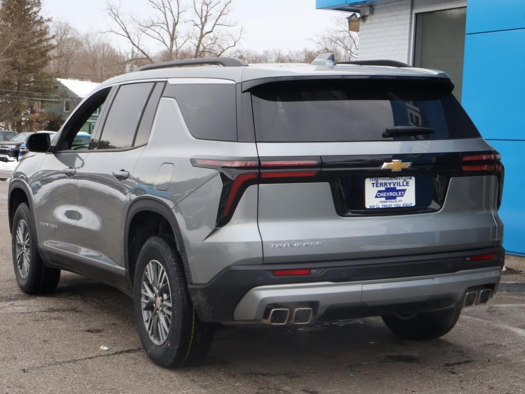 new 2025 Chevrolet Traverse car, priced at $42,055