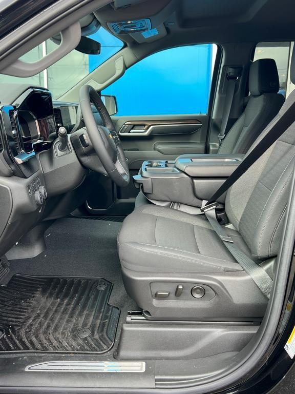 new 2025 Chevrolet Silverado 1500 car, priced at $59,274