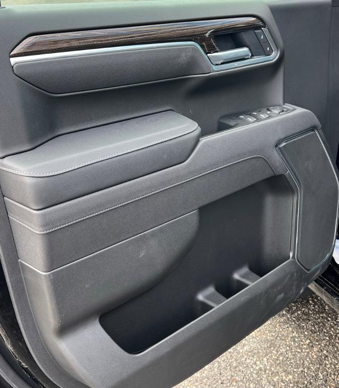 new 2025 Chevrolet Silverado 1500 car, priced at $59,274