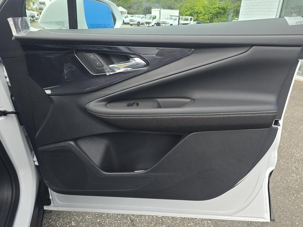 new 2025 Chevrolet Blazer EV car, priced at $43,693