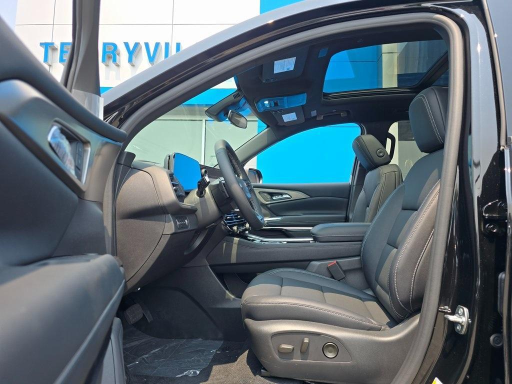 new 2026 Chevrolet Traverse car, priced at $48,461