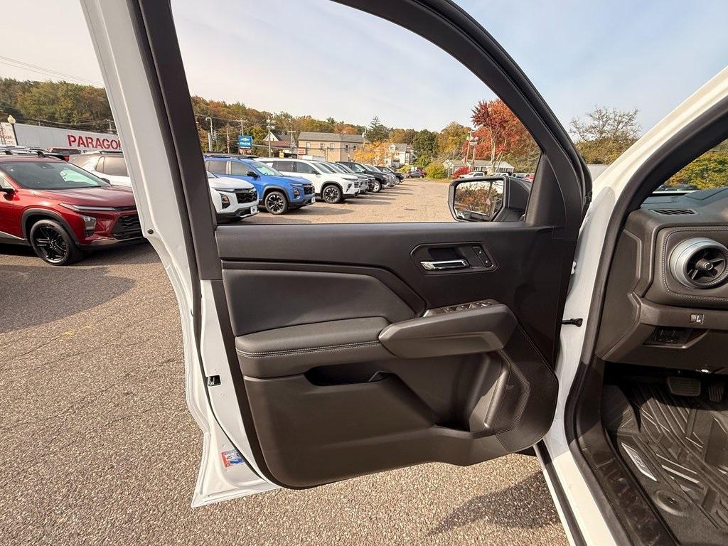 new 2026 Chevrolet Colorado car, priced at $44,312