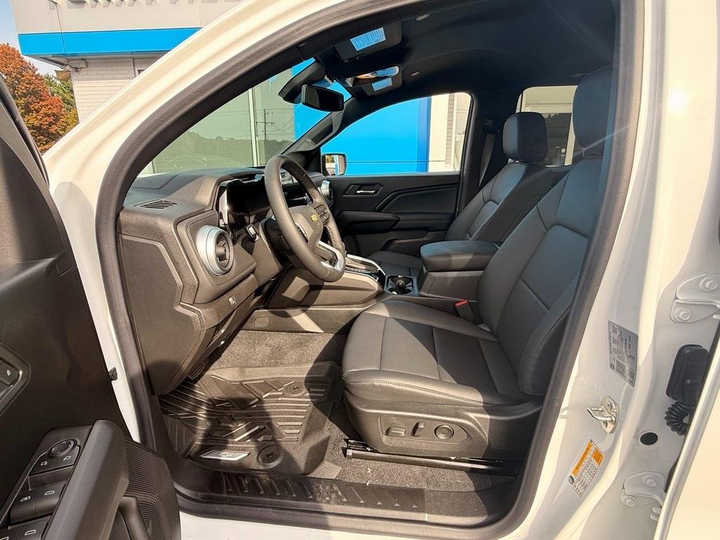 new 2026 Chevrolet Colorado car, priced at $44,312