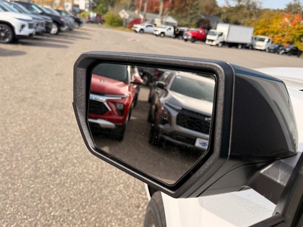 new 2026 Chevrolet Colorado car, priced at $44,312