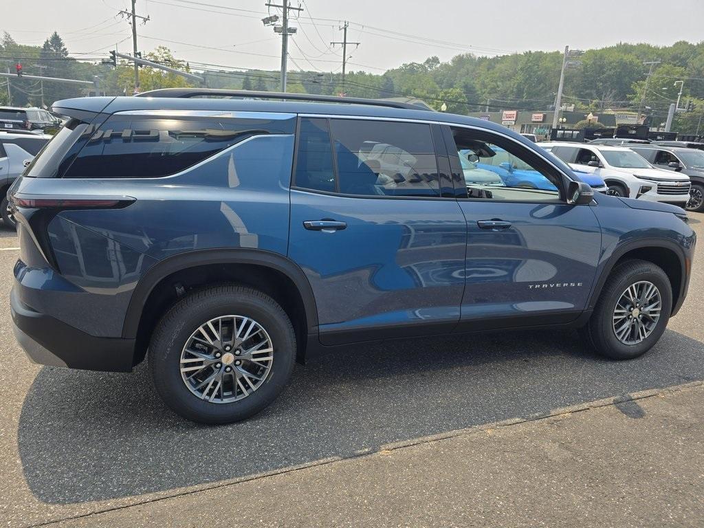 new 2026 Chevrolet Traverse car, priced at $41,802