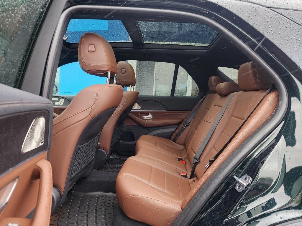 used 2024 Mercedes-Benz GLE 350 car, priced at $65,000