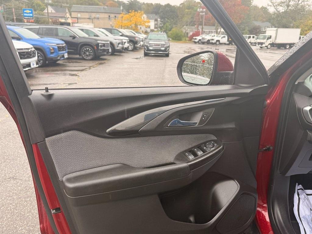 used 2023 Chevrolet TrailBlazer car, priced at $20,867