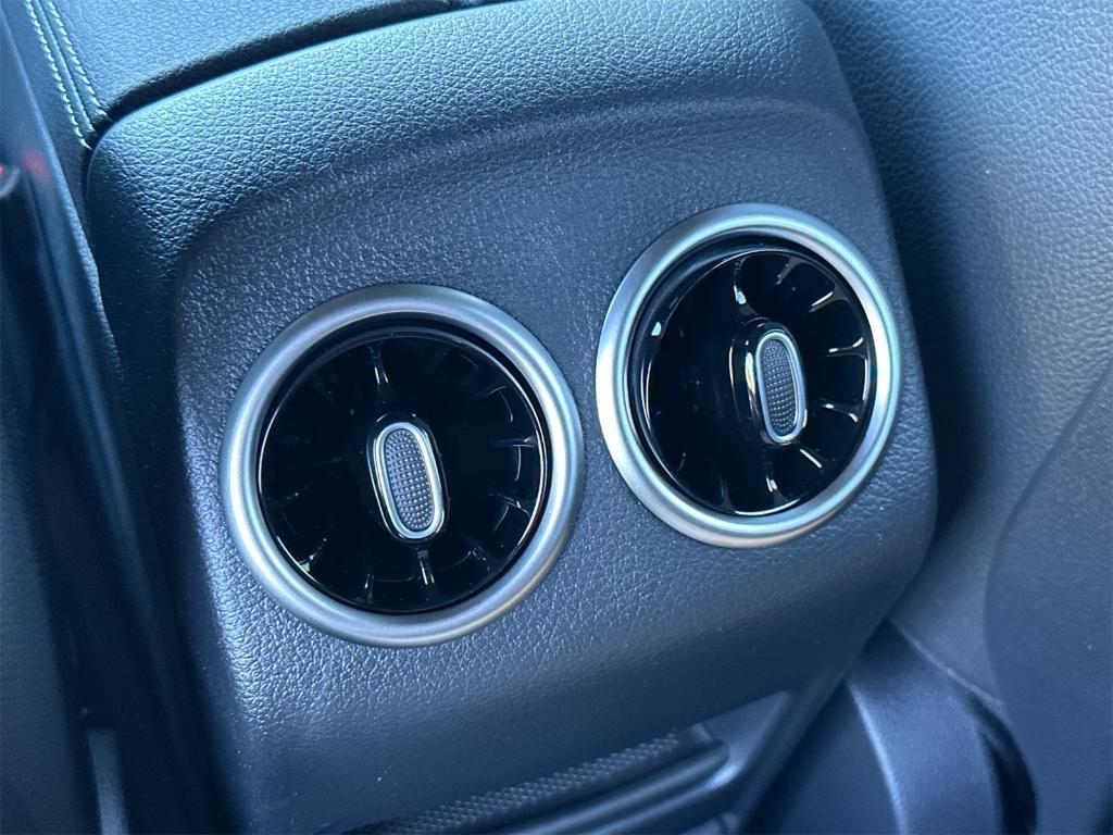 new 2025 Mercedes-Benz GLA 250 car, priced at $45,845