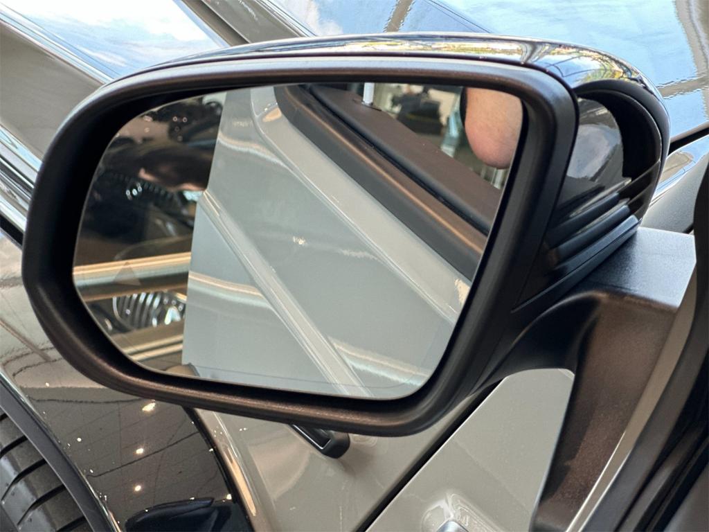 new 2025 Mercedes-Benz AMG G 63 car, priced at $219,950