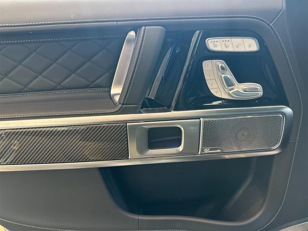 new 2025 Mercedes-Benz AMG G 63 car, priced at $219,950