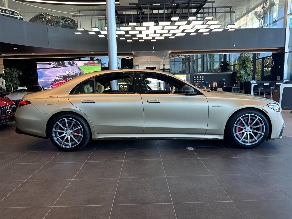 new 2025 Mercedes-Benz AMG S 63 E car, priced at $238,510