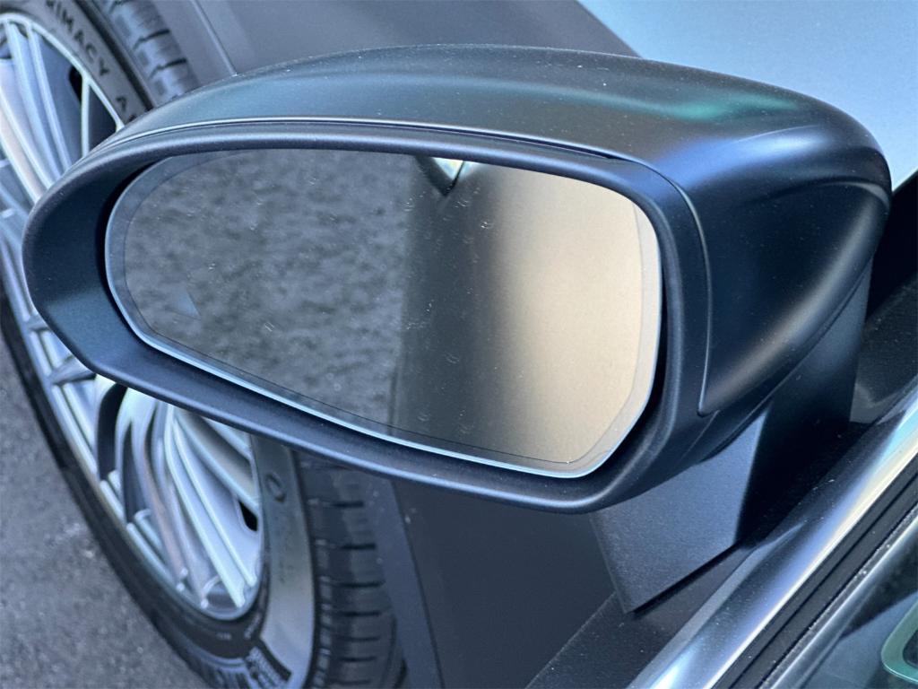 new 2025 Mercedes-Benz GLC 300 car, priced at $62,605
