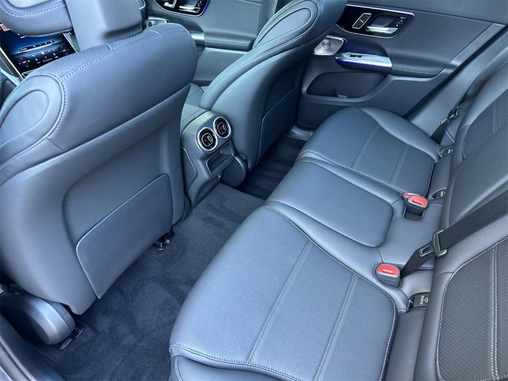 new 2025 Mercedes-Benz GLC 300 car, priced at $62,605