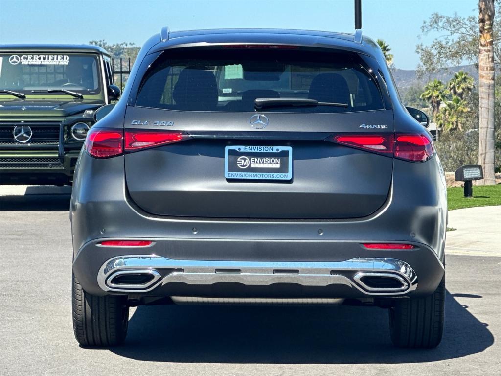 new 2025 Mercedes-Benz GLC 300 car, priced at $62,605