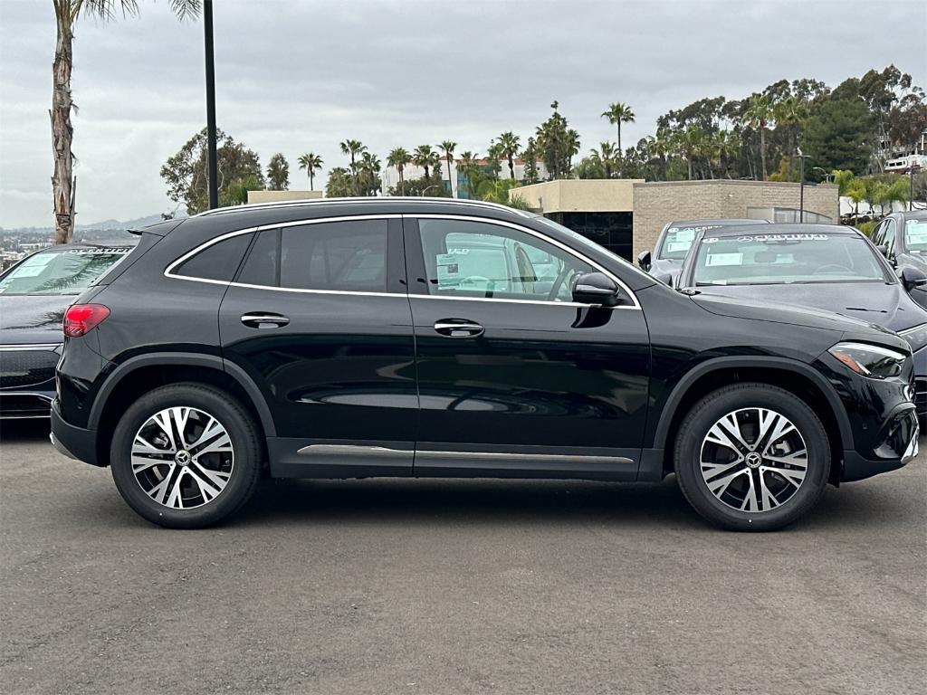 new 2025 Mercedes-Benz GLA 250 car, priced at $45,845
