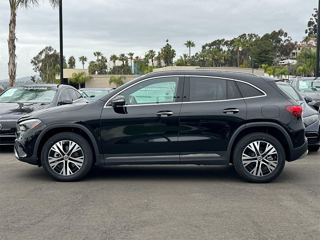 new 2025 Mercedes-Benz GLA 250 car, priced at $45,845