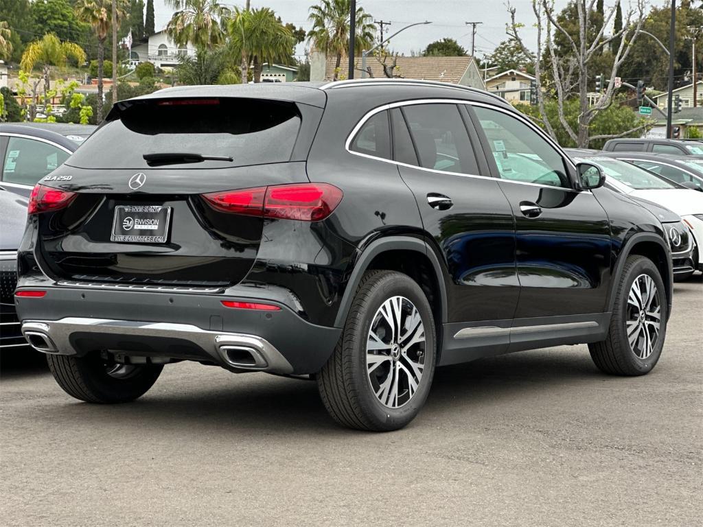 new 2025 Mercedes-Benz GLA 250 car, priced at $45,845