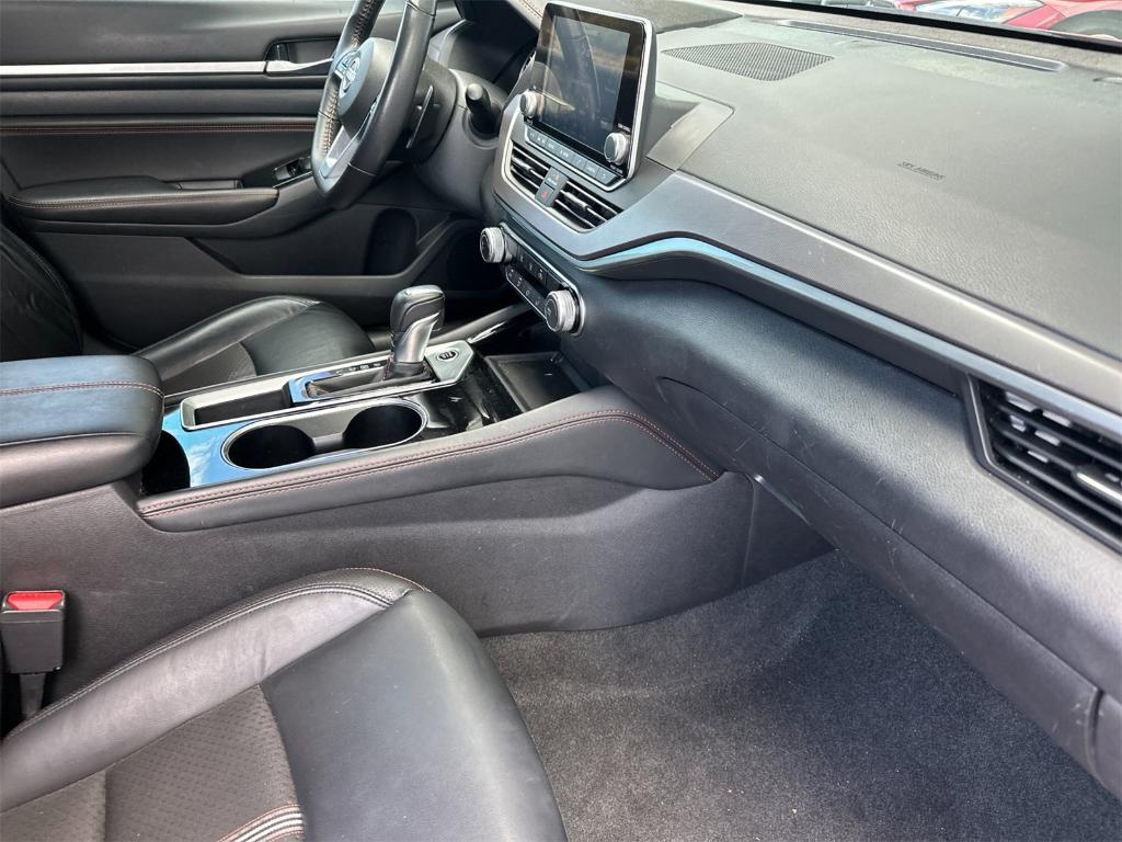 used 2023 Nissan Altima car, priced at $21,924