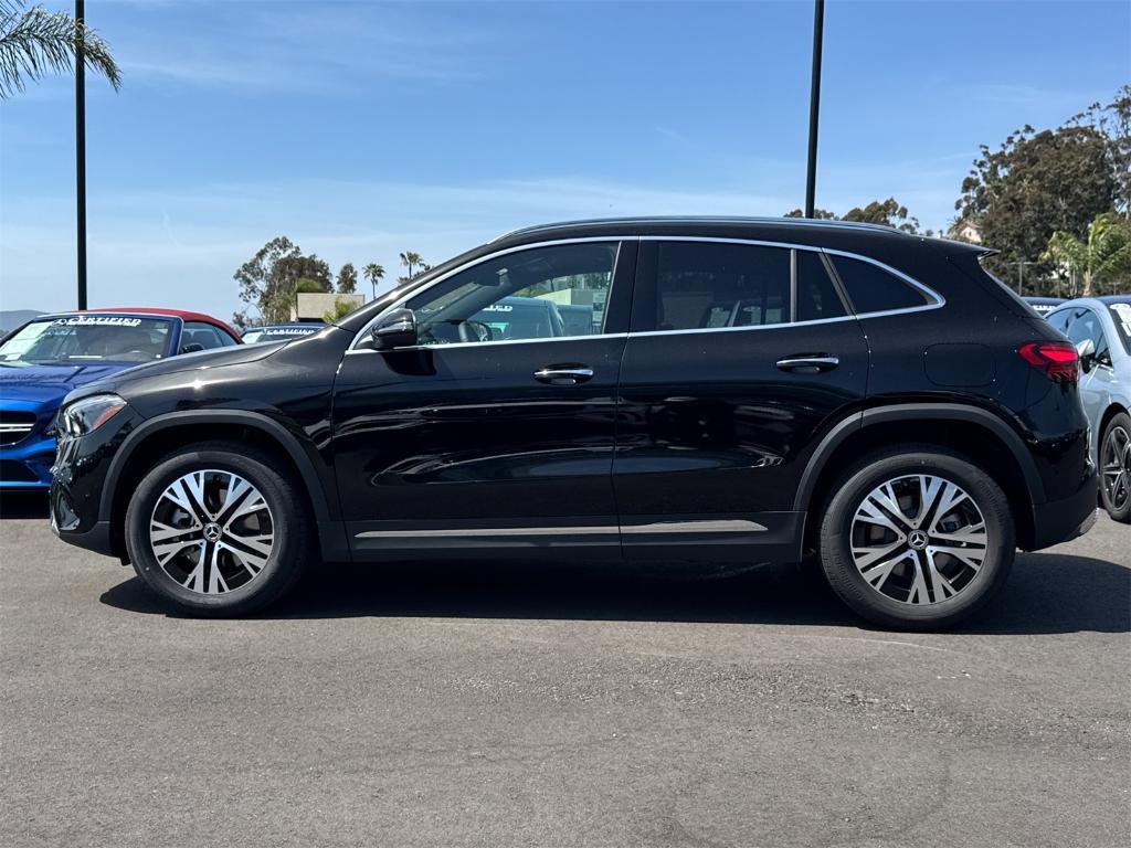 new 2025 Mercedes-Benz GLA 250 car, priced at $46,195