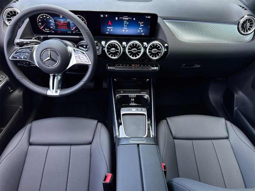 new 2025 Mercedes-Benz GLA 250 car, priced at $46,195