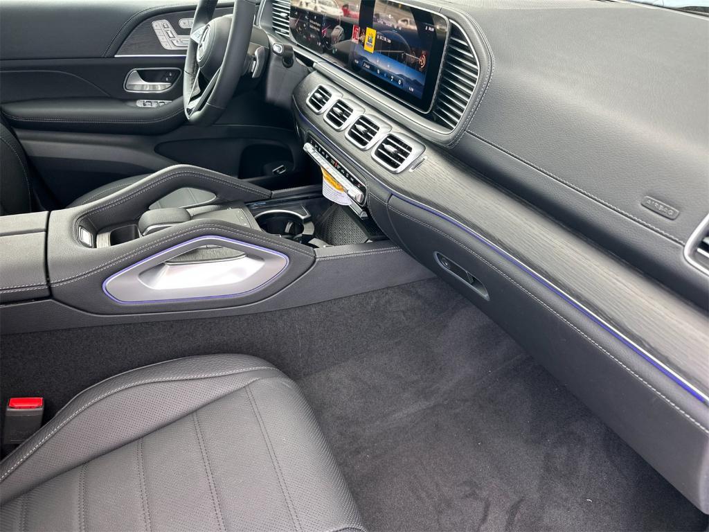 new 2026 Mercedes-Benz GLE 450 car, priced at $87,535