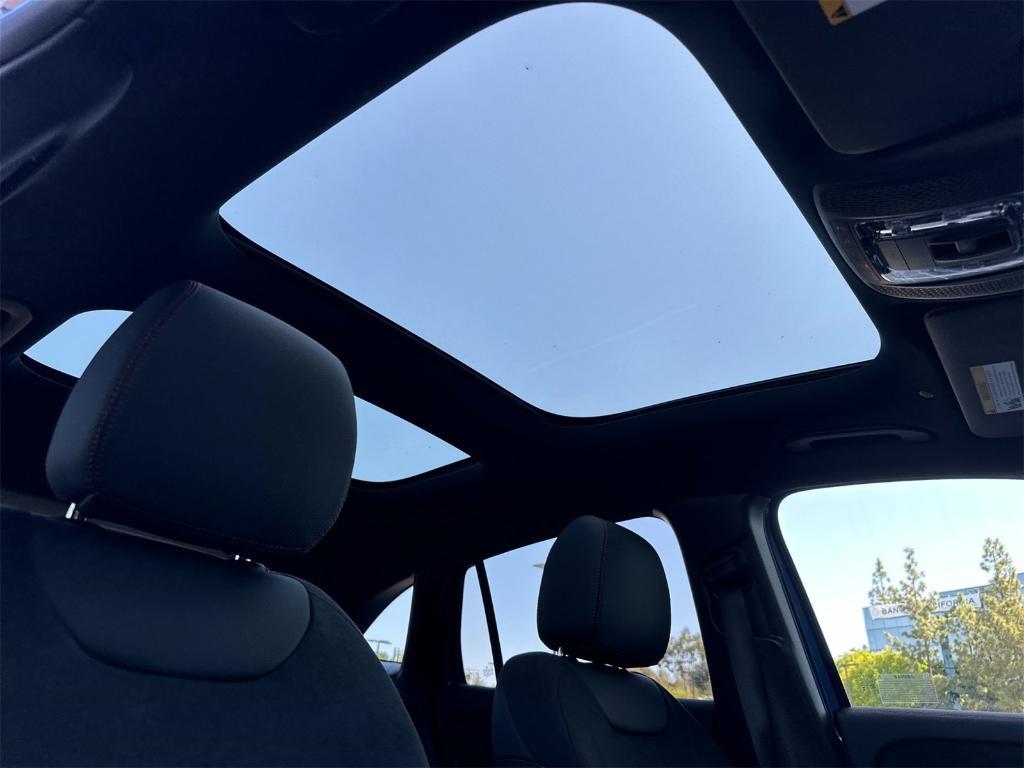 new 2025 Mercedes-Benz GLA 250 car, priced at $55,020