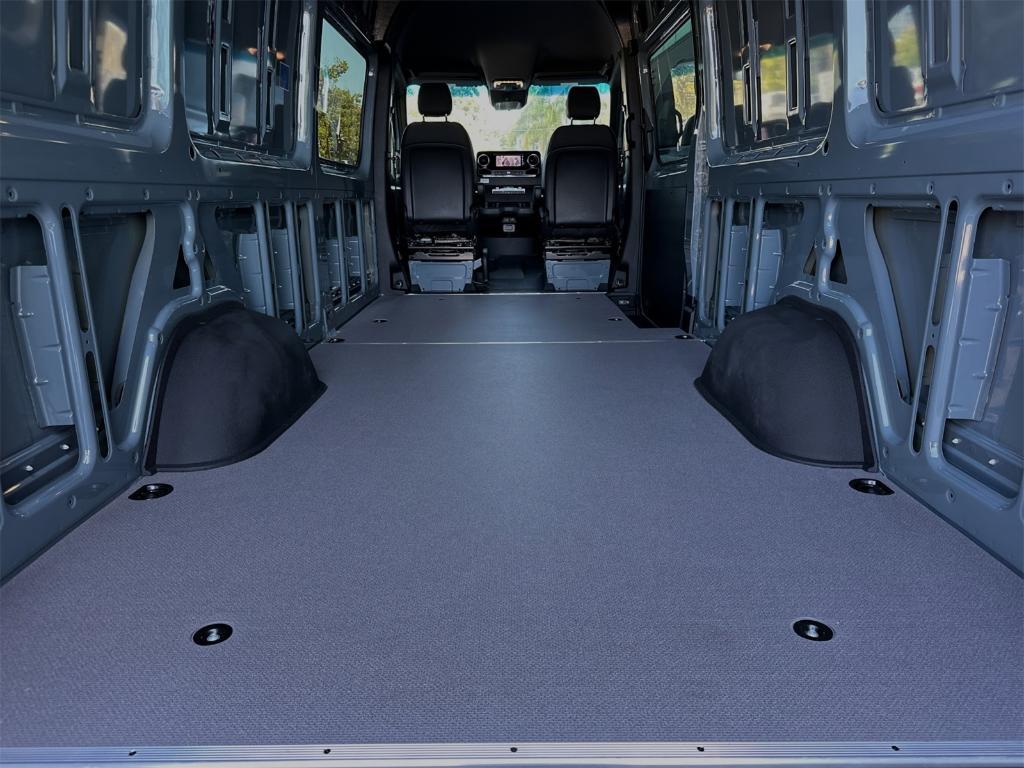 new 2024 Mercedes-Benz Sprinter 2500 car, priced at $76,274