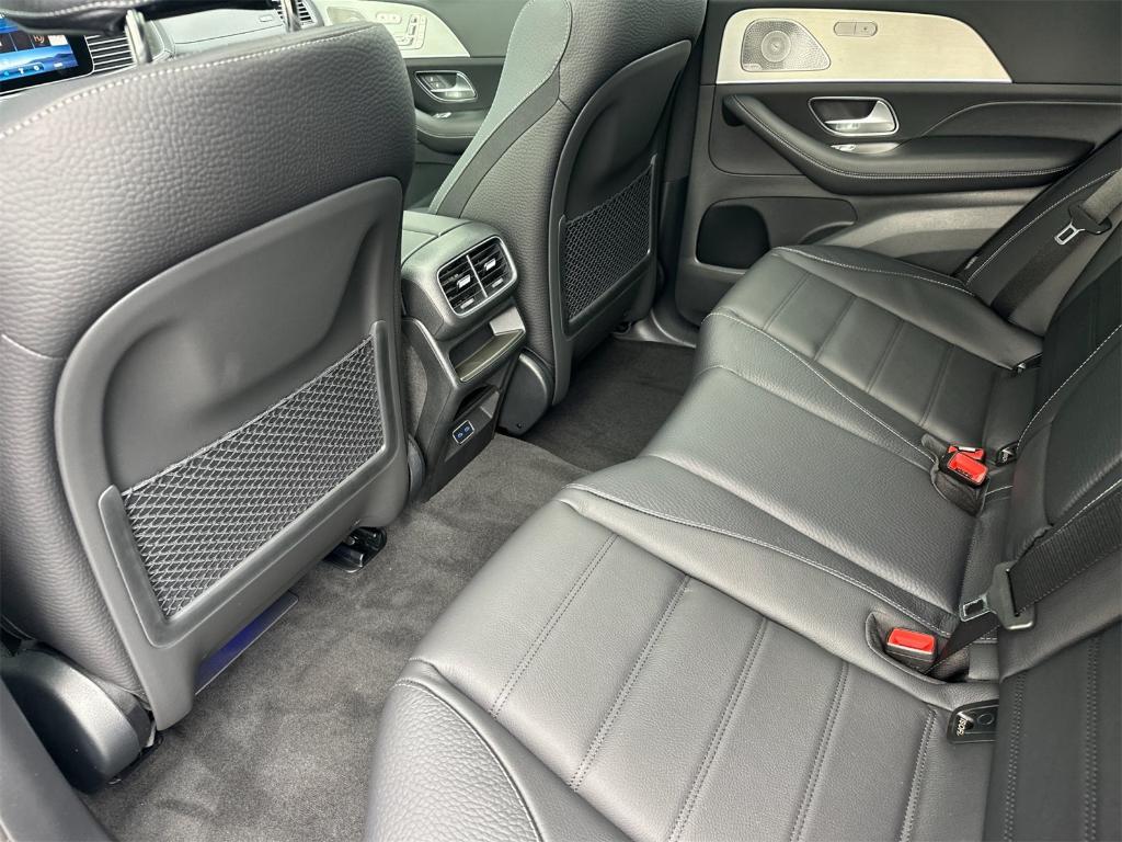 new 2026 Mercedes-Benz GLE 450 car, priced at $87,010