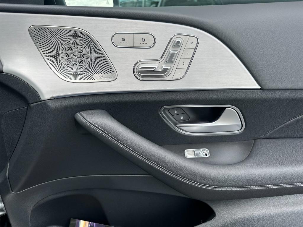 new 2026 Mercedes-Benz GLE 450 car, priced at $87,010