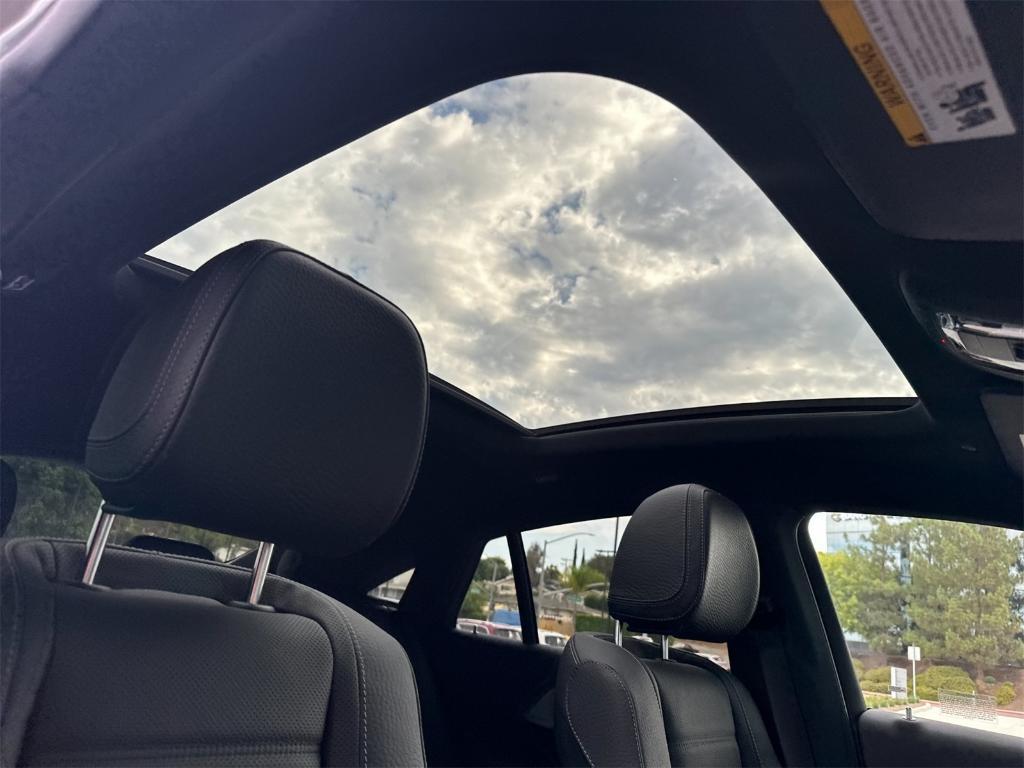 new 2026 Mercedes-Benz GLE 450 car, priced at $87,010