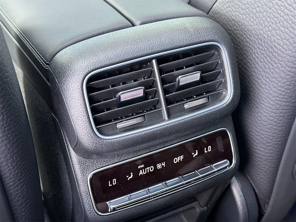 new 2025 Mercedes-Benz GLS 450 car, priced at $102,730
