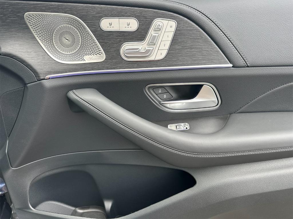 new 2026 Mercedes-Benz GLE 450 car, priced at $88,215