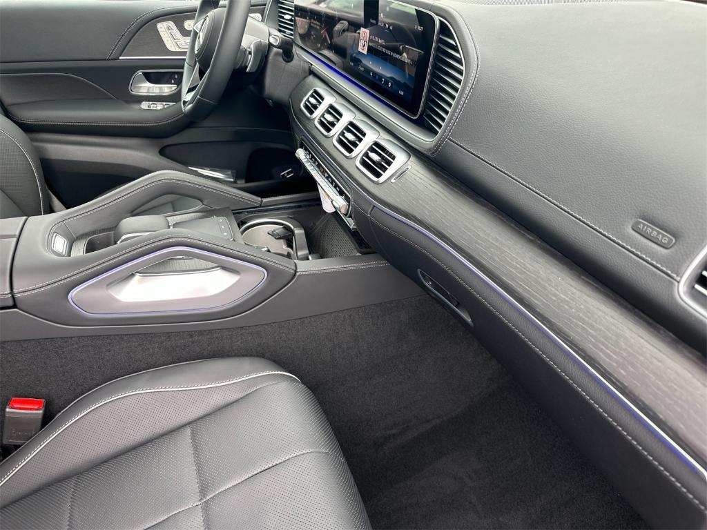 new 2026 Mercedes-Benz GLE 450 car, priced at $88,215