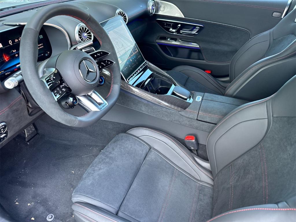 new 2025 Mercedes-Benz AMG SL 63 car, priced at $229,195