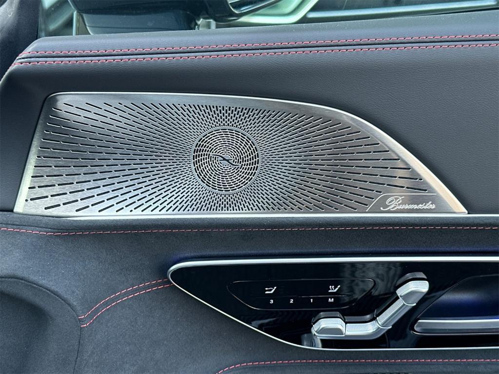 new 2025 Mercedes-Benz AMG SL 63 car, priced at $229,195